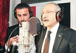 Kılıçdaroğlu mikrofon başında