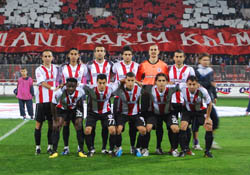 Sizce Samsunspor bu sezon Süper Lig'e çıkabilecek mi?