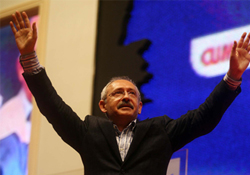 Twitter'dan eleştirdi