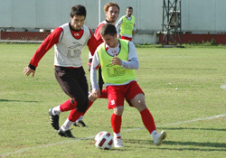 Moralli çalıştılar