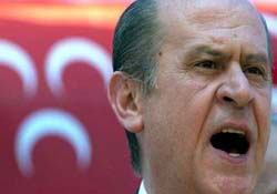'Taksim ısrarı ertelensin'