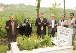 Çebi'ye meslektaşlarından vefa