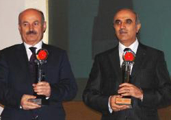 Çorumlu 2 bürokrata ödül