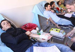 Öğretmen adaylarından kan bağışı