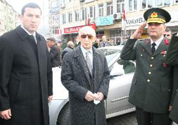 Eski komutanın acı günü