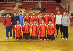 Salonda futbol şöleni