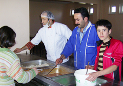 Memur ve sözleşmelilerin yemek ücretleri arttı