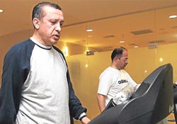 Başbakan Erdoğan'ı şaşırtan fotoğraflar