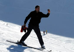 AKDAĞ'DA KAYAK KEYFİ