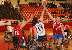 ENGELLİGÜCÜ'NDE HEDEF GALİBİYET