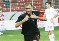 TAHTA KAPANDI AÇILDI