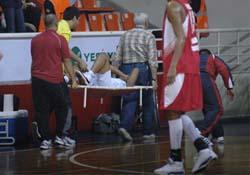 Alexis'e nazar değdi