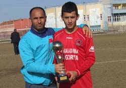 HER BİRİ YILDIZ ADAYI