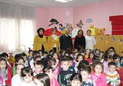 Anaokulu öğrencilerine beslenme eğitimi