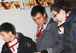 Şirinler "Eyvah Eyvah" dedi