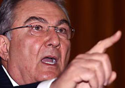 'Millet getirdi, millet götürür'