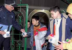 Kandil simidi dağıtıldı