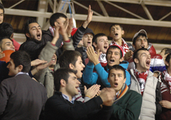 Taraftar yalnız bırakmadı