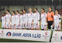 FUTBOLCULAR SÖZ VERDİ