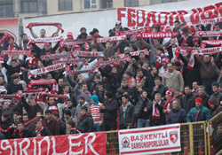 TARAFTAR MUTLU AYRILDI