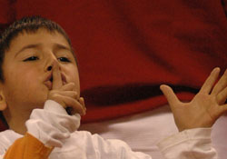 Küçük Alen yine büyüledi