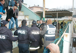 Tribünler karıştı