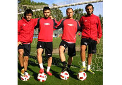 Umut'a teklif yağıyor