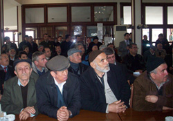 Köylüler isyan etti