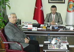 Mehmetçiklere yapılan yardımlar sürecek