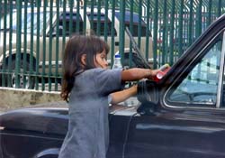 Zengin-yoksul uçurumu büyüdü