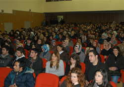 Rektör öğrencilik yıllarını özledi