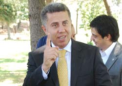 ÖZTÜRK YALNIZ BIRAKMAYACAK