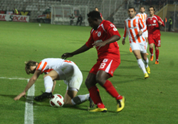 Zenke çok çalıştı