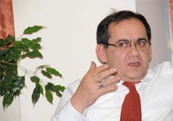 Bakan Demir TRT'de