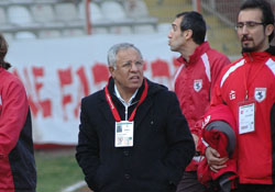 Oyuncularımı tebrik ediyorum