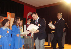 Demir'den ilçe ziyaretleri