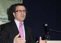 Ezberletilmiş hayatı yaşıyoruz