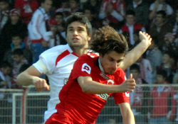 Orhan alkışı haketti