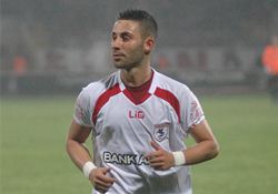 Dilaver'in frikik golü ayakta alkışlandı