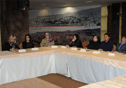 Canik'e kadın eli değecek