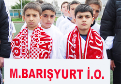 MİNİK KRAMPONLAR SAHADA