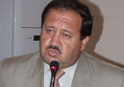 Kadir Güven'e takdirname