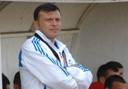 ŞAMPİYONLUK ŞARKILARI SÖYLENMEYE BAŞLADI