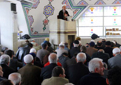 Cuma Vaazı'nda kene anlatıldı