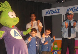 Aycan kendini sevdirdi