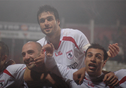 Primler dağıtıldı