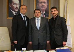 En genç üye görevine başladı