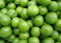 200 TL'lik erik 85 TL'ye düştü