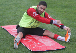 Dilaver form tutuyor