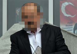 Cami bağışlarına göz dikti